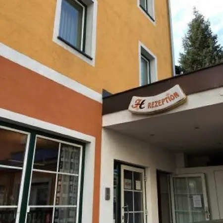 Itzlingerhof Rooms